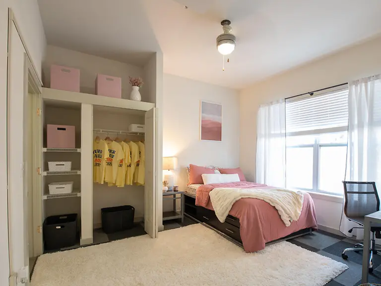 3 bedroom, 3 bathroom apartments