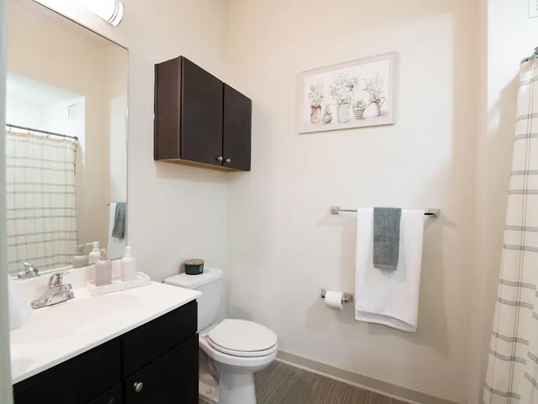 3 bedroom, 3 bathroom apartments