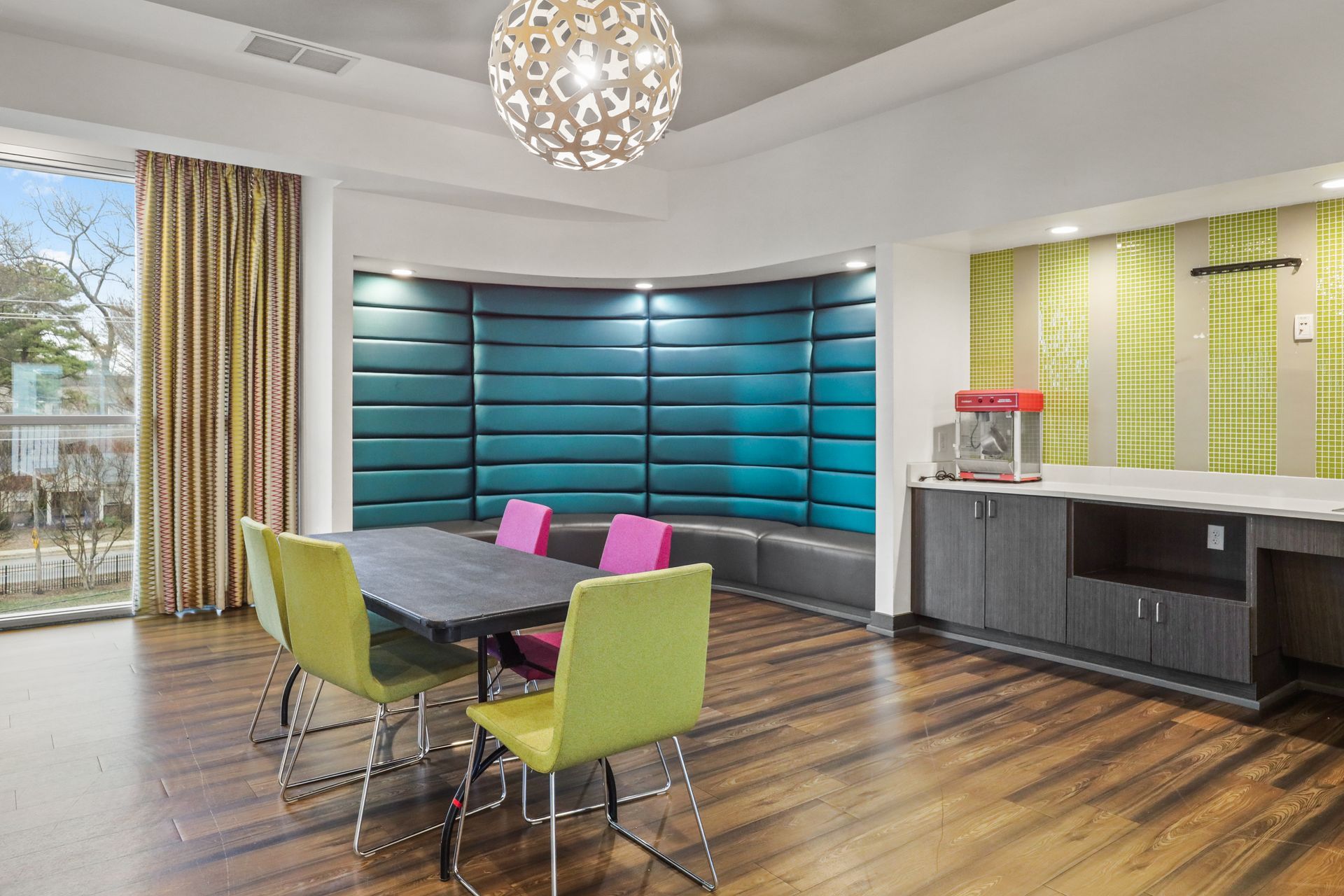 Brynn Apartments gallery photo 36